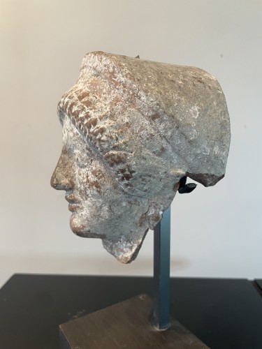 Archéologie  - Protome de femme, Grèce, milieu du 5e siècle av JC