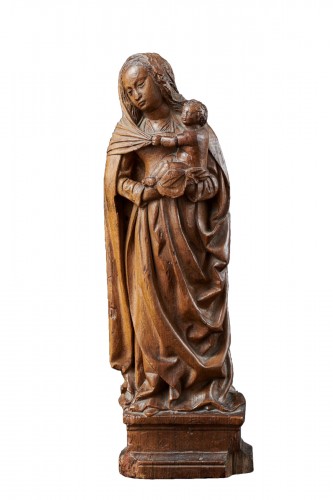 Virgin and Child Walnut Bourbonnais (Center of France), Early 16th c.