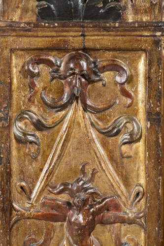 Pilastres Renaissance à décor de grotesques - Espagne, XVIe siècle - Galerie Sismann