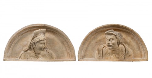 Virebent pediments with bust portraits in the Renaissance style, Toulouse, 