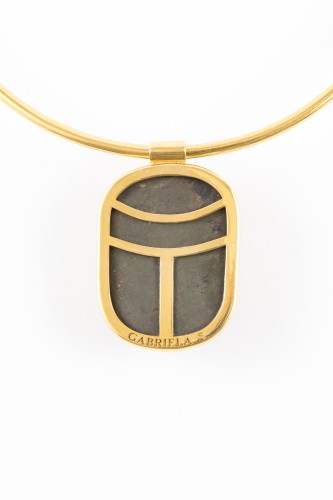 Antique Jewellery  - Modern Necklace with an Egyptian steatite scarab from the Late Period (664-332 BC)