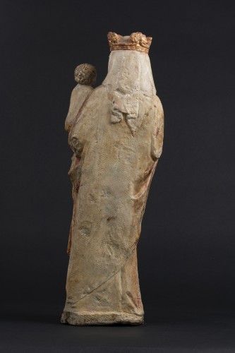 Vierge à l'Enfant en pierre calcaire polychrome, Bassin Parisien XIVe siècle - Galerie Sismann