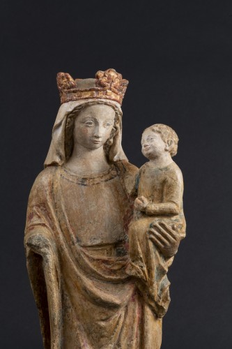 Vierge à l'Enfant en pierre calcaire polychrome, Bassin Parisien XIVe siècle - Moyen Âge