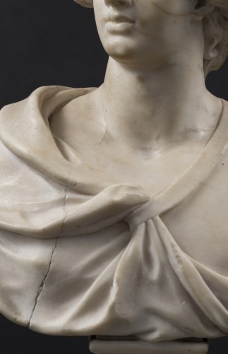 Antiquités - Buste d'Apollon en marbre - Vénétie, fin  du XVIIe début du XVIIIe siècle