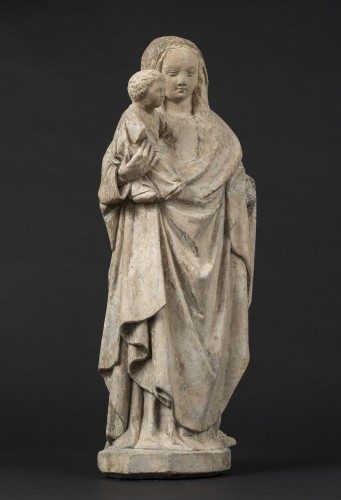 Sculpture Sculpture en pierre - Vierge à l'Enfant, Bourgogne 3/4 du XVe siècle
