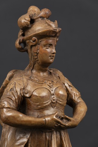 Antiquités - Figure féminine casquée - Allemagne du Sud, fin du XVIIe début du XVIIIe siècle