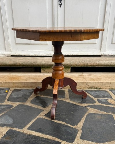 Italian Tripod Table In Marquetry And Walnut - Furniture Style 