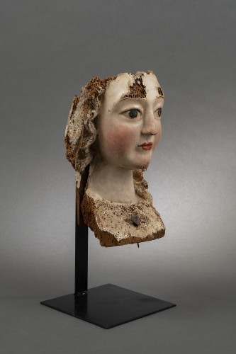 11th to 15th century - Gothic female head - Rhine, Second half of the 13th century