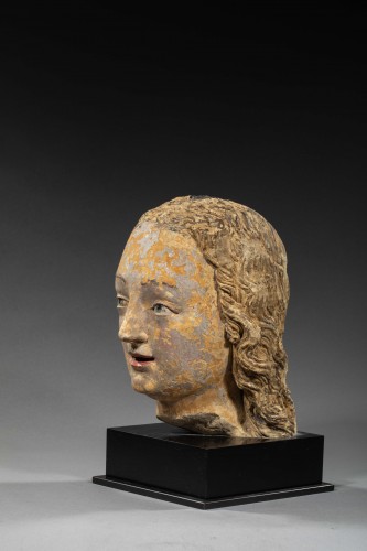 Renaissance Head of a woman from the Loire valley - 