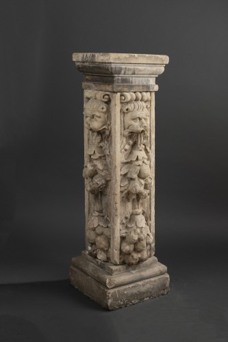 <= 16th century - Pilier décoratif aux têtes de lions - Bourgogne, Milieu du XVIe siècle