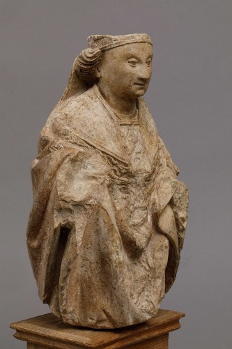 Buste de saint Évêque en pierre Polychrome - Picardie, Région d'Amiens XVe siècle - Galerie Sismann