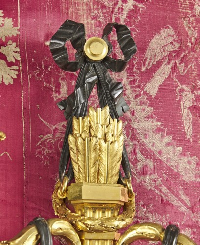  - Paire d'appliques Louis XVI en bronze doré
