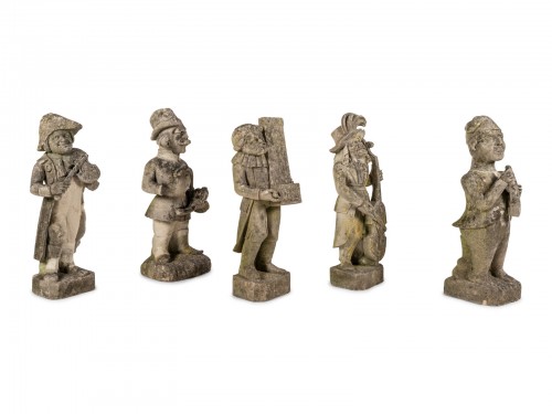 Directoire - Ensemble de cinq statues de musiciens en pierre