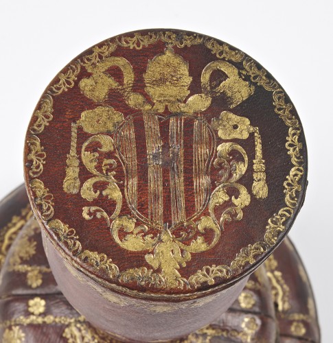 Etui à calice romain en maroquin rouge - Art sacré, objets religieux Style 