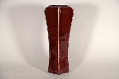 Antiquités - A pair of Chinese 19th century sang de boeuf vases