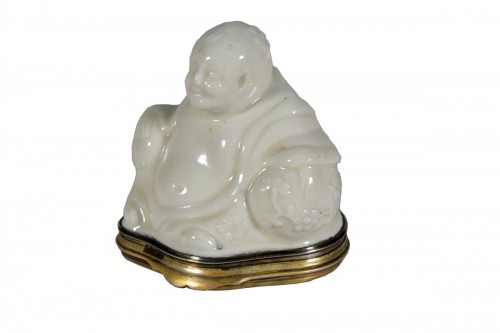 A french Saint Cloud porcelain mounted snuffbox