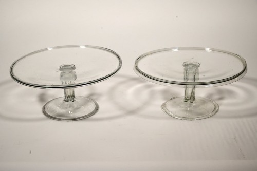 Paire de plateaux ou guéridons en verre - Louis XVI