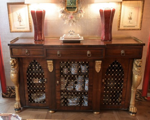 Enfilade en palissandre anglaise George IV attribuée à Gillows - Mobilier Style Restauration - Charles X