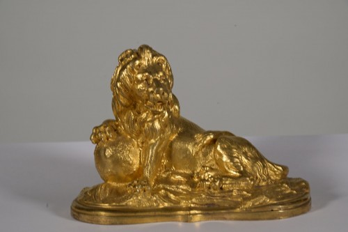 A pair of French 19th century  gilt bronze lions  - Decorative Objects Style 