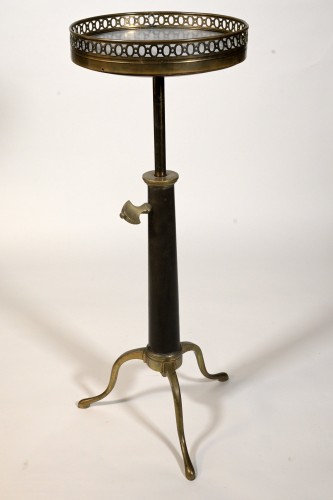 A pair of pedestal tables by Maison Toulouse - 