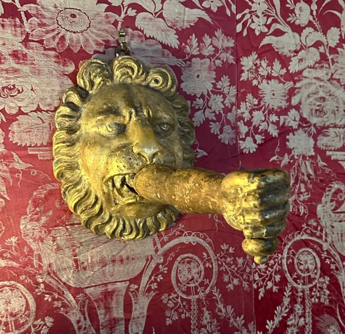 A pair of baroque giltwood wall lights - 