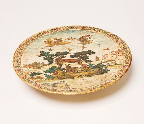 18th century - A Venetian circular wooden  tray on stand  with arte povera