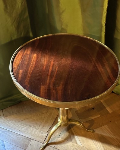 20th century - A telescopic brass and mahogany gueridon by Maison Meilleur