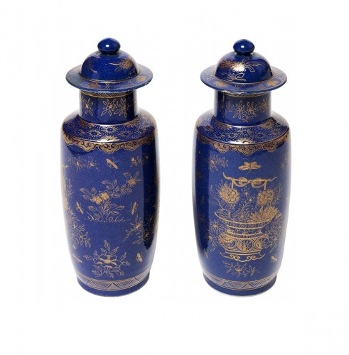 Paire de potiches couvertes bleu poudré Chine époque Jiaqing