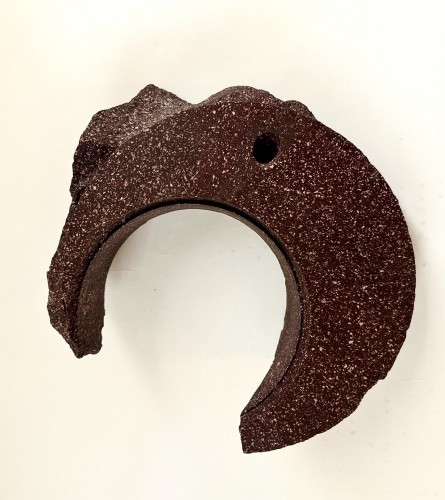 A Roman antique element in Egyptian porphyry - Curiosities Style 