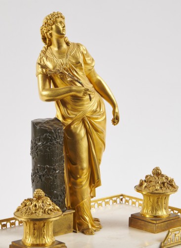 A Directoire gilt bronze and white marble inkwell - 