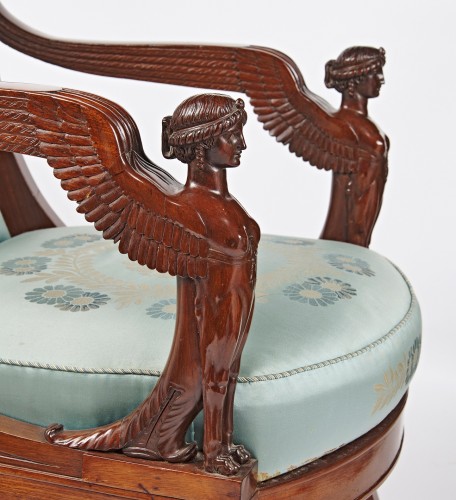 A pair of French Empire mahogany armchairs with winged sphinxes - 