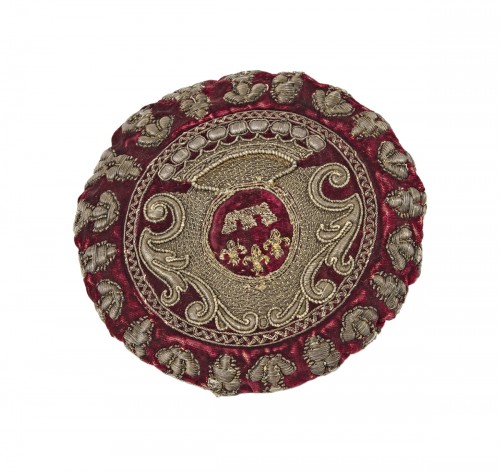 A French red velvet and gold gaming purse with coat of arms, 18th century 