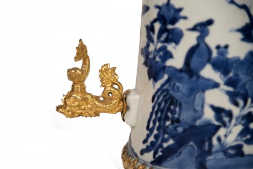 Fontaine de table en porcelaine Arita montée en bronze doré vers 1720 - 