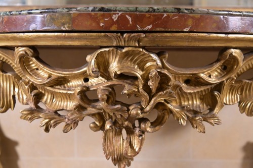 A Roman gilt wood console circa 1730 - 