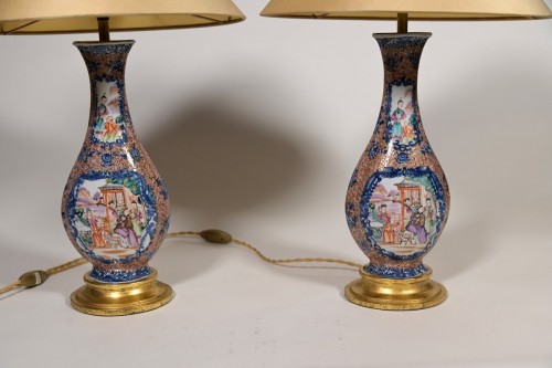 Paire de vases chinois en porcelaine de la Compagnie des Indes - Céramiques, Porcelaines Style 