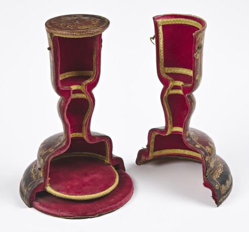 Curiosities  - A large Italian Papal red leather chalice box