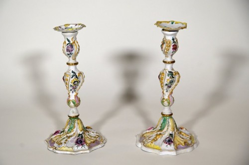 18th century - A pair of English George III Battersea enamel candlesticks