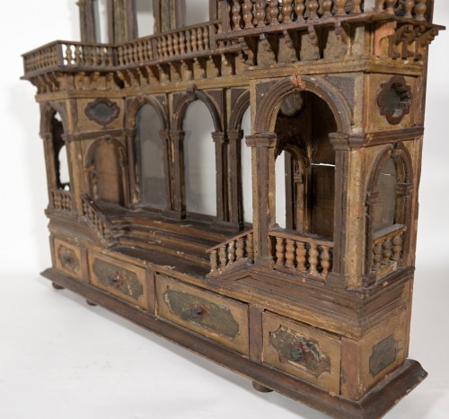 Antiquités - A neoclassical wooden architect&#039;s model circa 1800