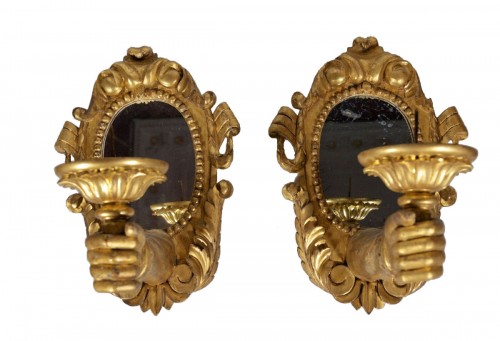 Paire de bras d'applique sur miroirs en bois doré Italie 18e siècle