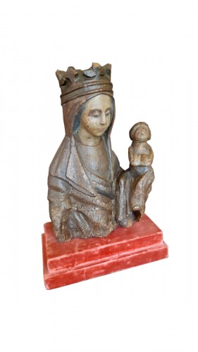 Vierge à l'enfant en bois sculpté polychrome du XVe siècle