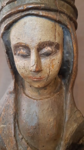 Sculpture Sculpture en Bois - Vierge à l'enfant en bois sculpté polychrome du XVe siècle