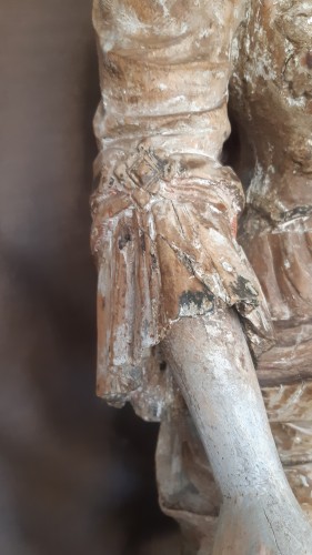 XVIIe siècle - Grande vierge à l'enfant du XVIIe siècle en tilleul sculpté