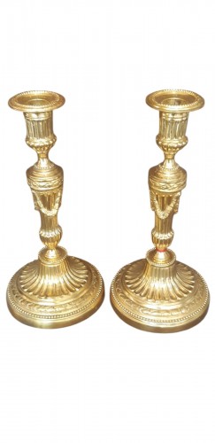 Paire de chandeliers en bronze doré d'époque Louis XVI