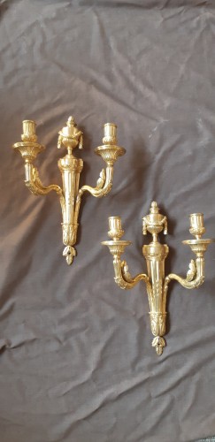 Paire d'appliques en bronze ciselé, doré d'époque Louis XVI - Sylvain Rochas