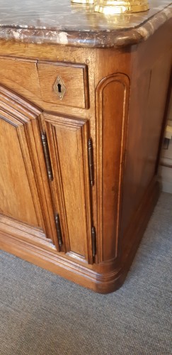 Buffet de chasse en chêne blond du XVIIIe siècle - Mobilier Style Louis XV