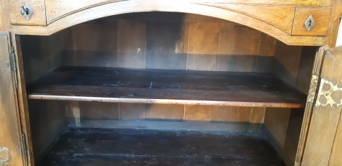 Antiquités - Buffet de chasse en chêne blond du XVIIIe siècle