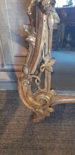 Miroir en bois sculpté et doré d'époque Louis XV - Louis XV