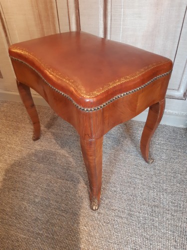 Tabouret-bidet en placage de palissandre d'époque Louis XV - Sièges Style Louis XV