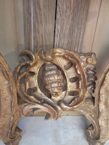 Petite console en bois sculpté et doré d'époque Louis XV - Louis XV