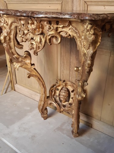 Antiquités - Petite console en bois sculpté et doré d'époque Louis XV